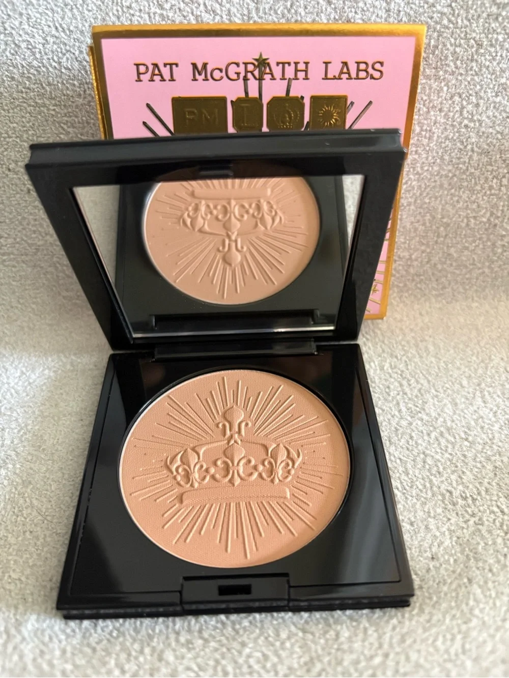 Skin Fetish Divine Bronzer - Naked Desire by Pat Mcgrath Labs - 0.33 oz Bronzer